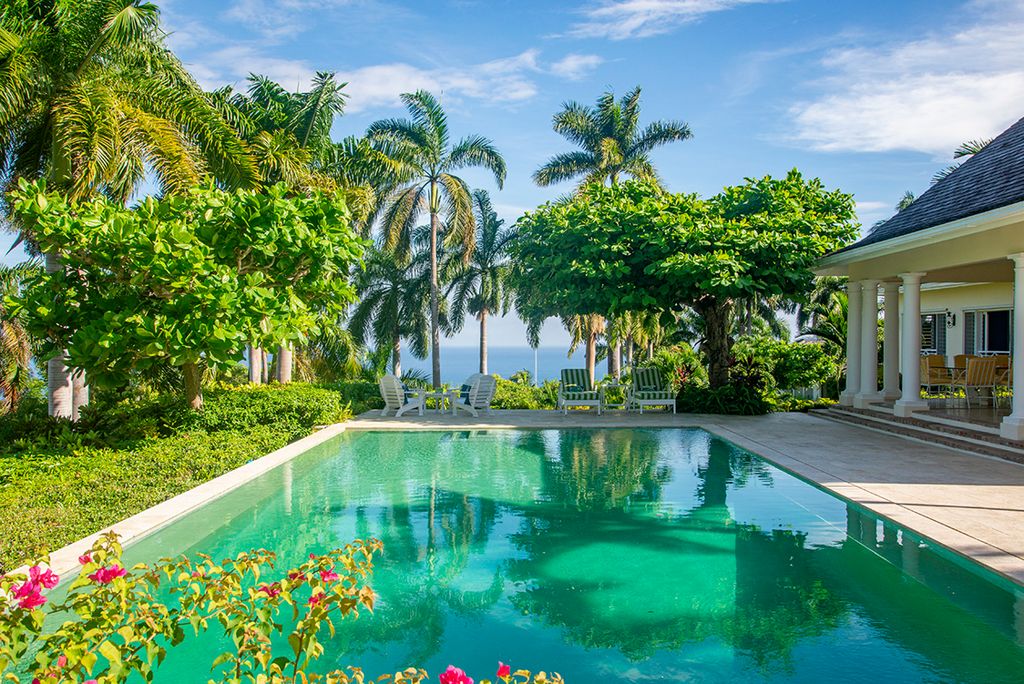 Following Seas Jamaica Olivers Travels1