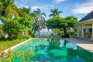 Following Seas Jamaica Olivers Travels1