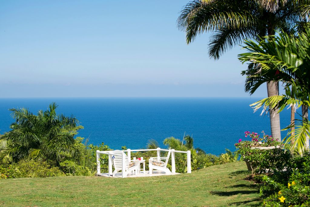 Following Seas Jamaica Olivers Travels2