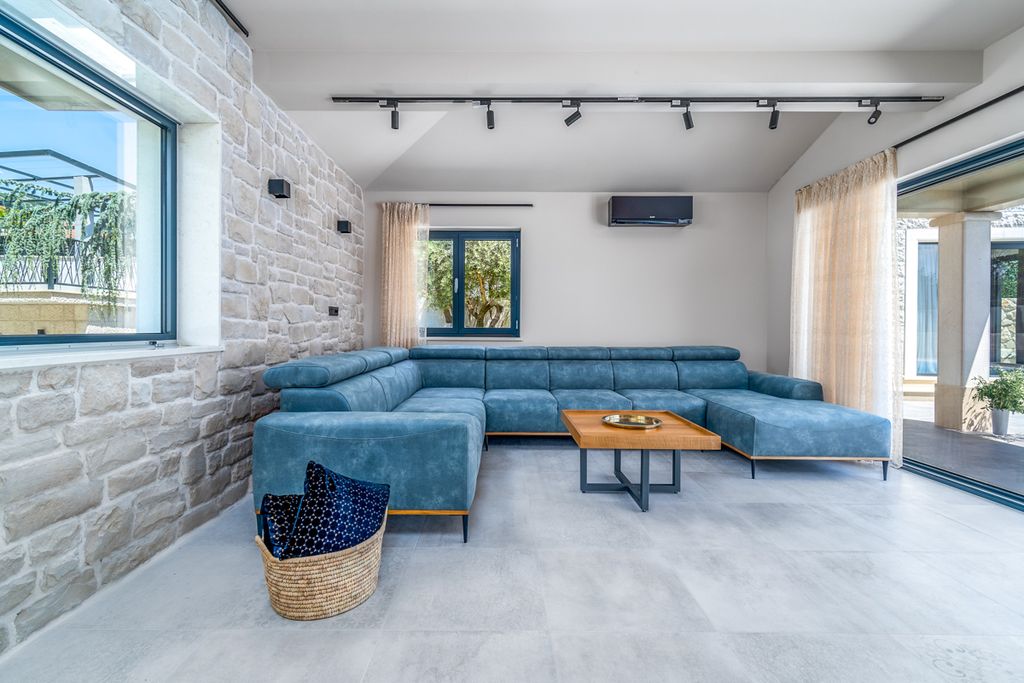 Villa Ziva Dalmatia Coast Olivers Travels 5