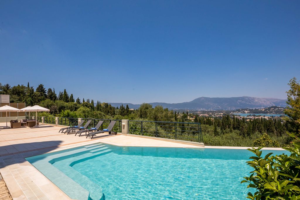 Villa Hexagon Corfu Olivers Travels 5