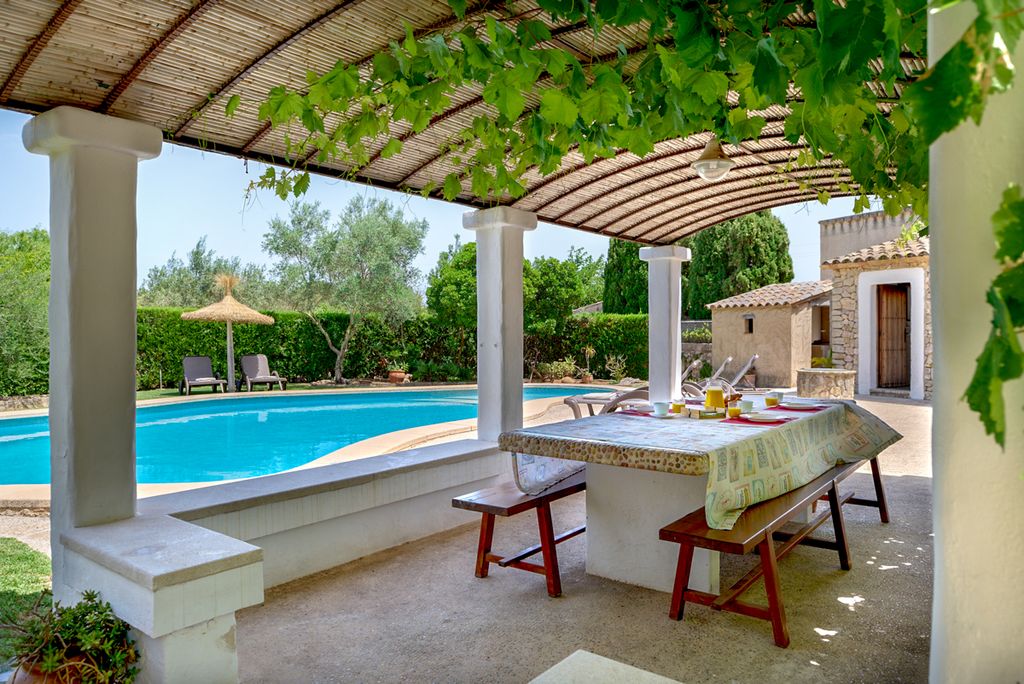 El Vilar Mallorca Olivers Travels 5