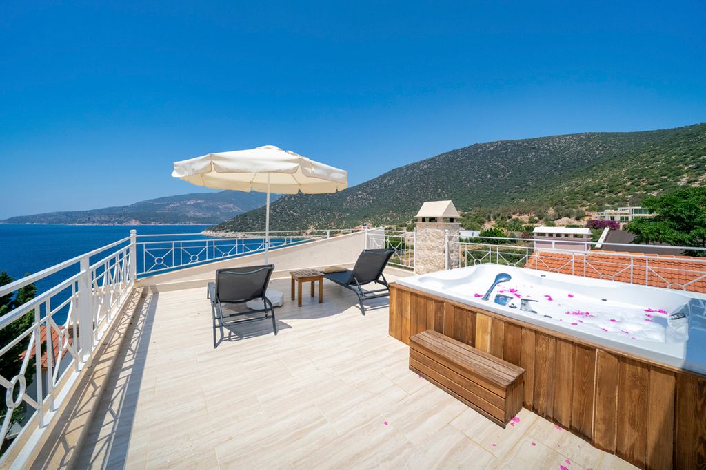 Kalamar House Kalkan Olivers Travels 5