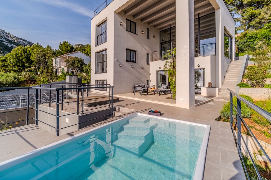 Villa Vid Brac Olivers Travel 2
