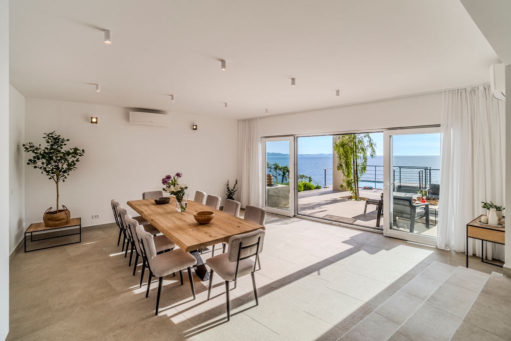 Villa Vid Brac Olivers Travel 4