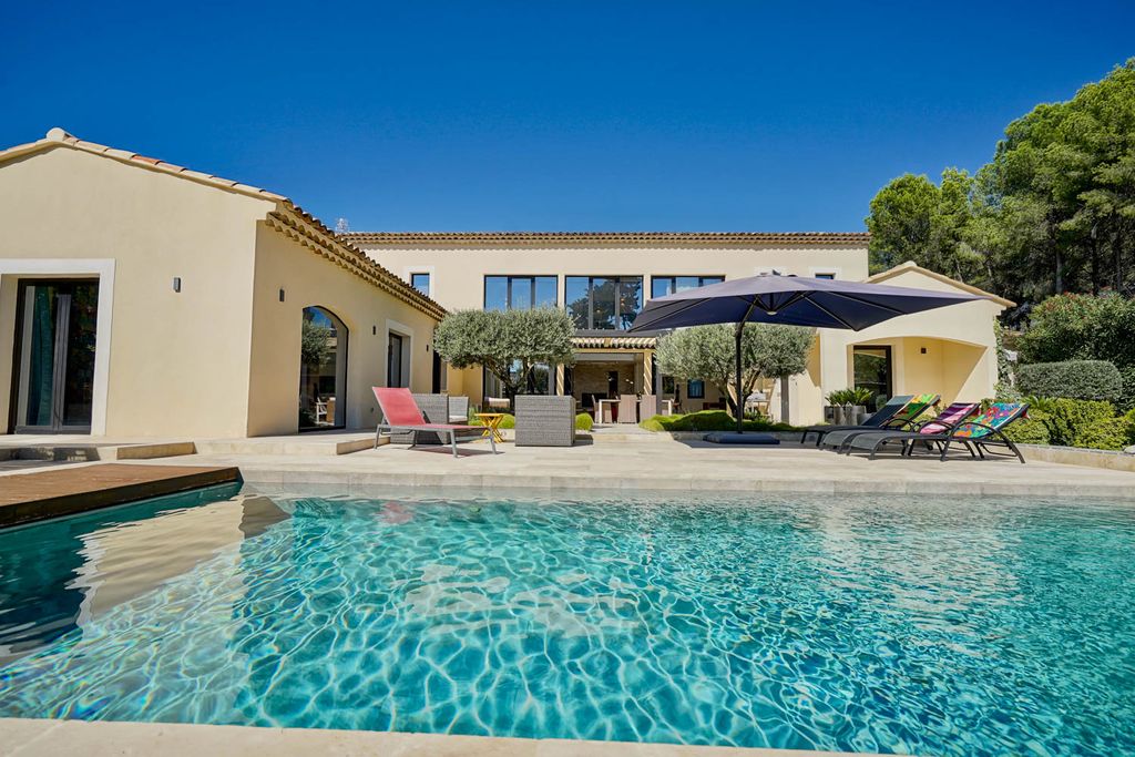 Les Deux Oliviers Provence CH OliversTravels 3