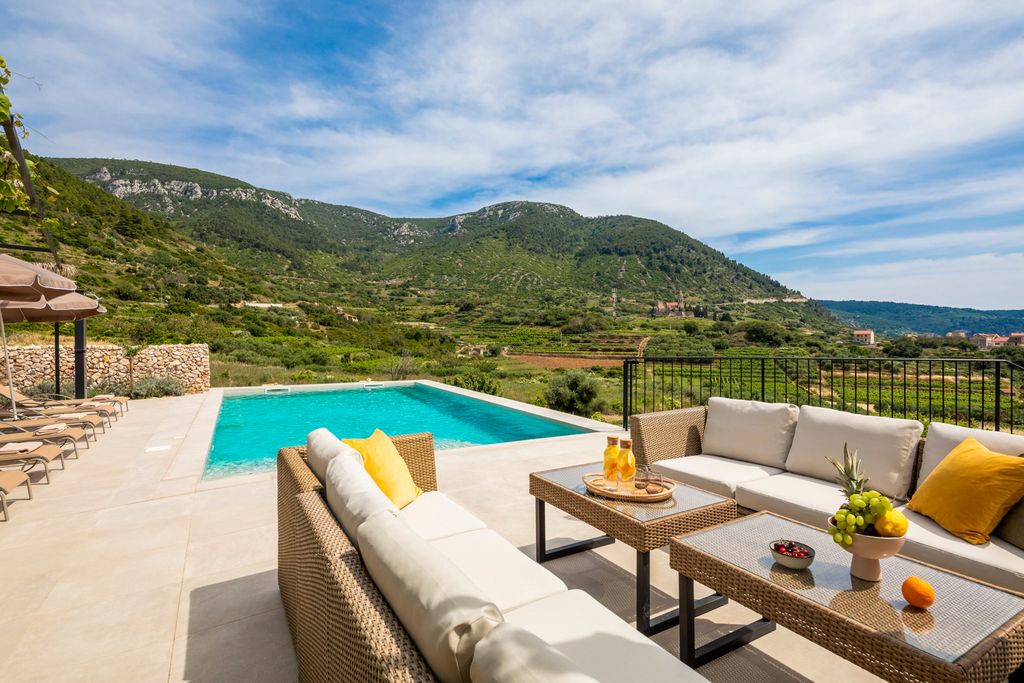 Villa Vendi Vis Olivers Travls 2