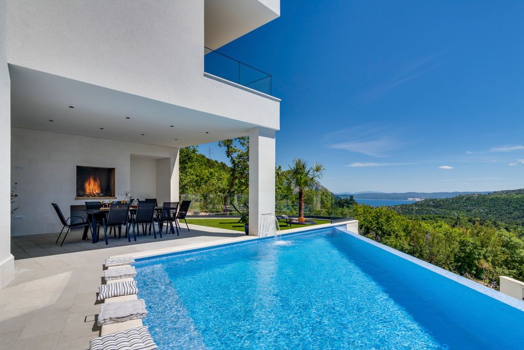 Villa Mirabela Dalmatia Olivers Travels 1