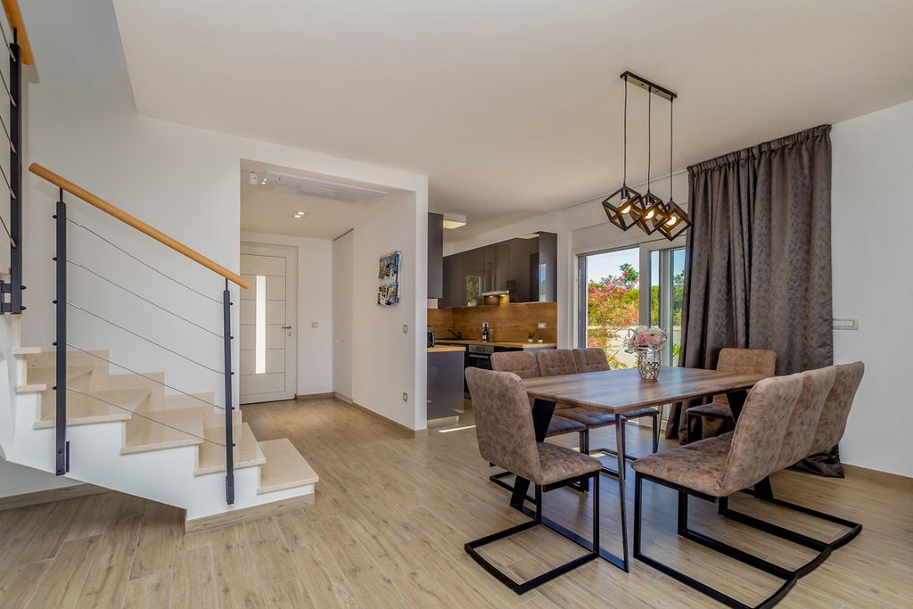 Villa Adina II Krk Olivers Travels 4