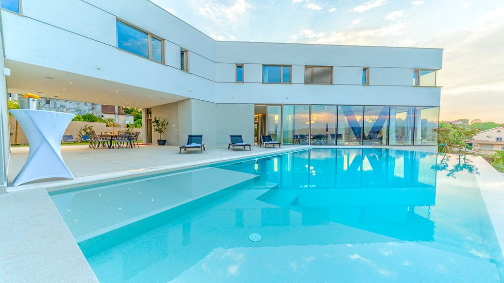 Villa Raelyn Dalmatia Coast Olivers Travels 8