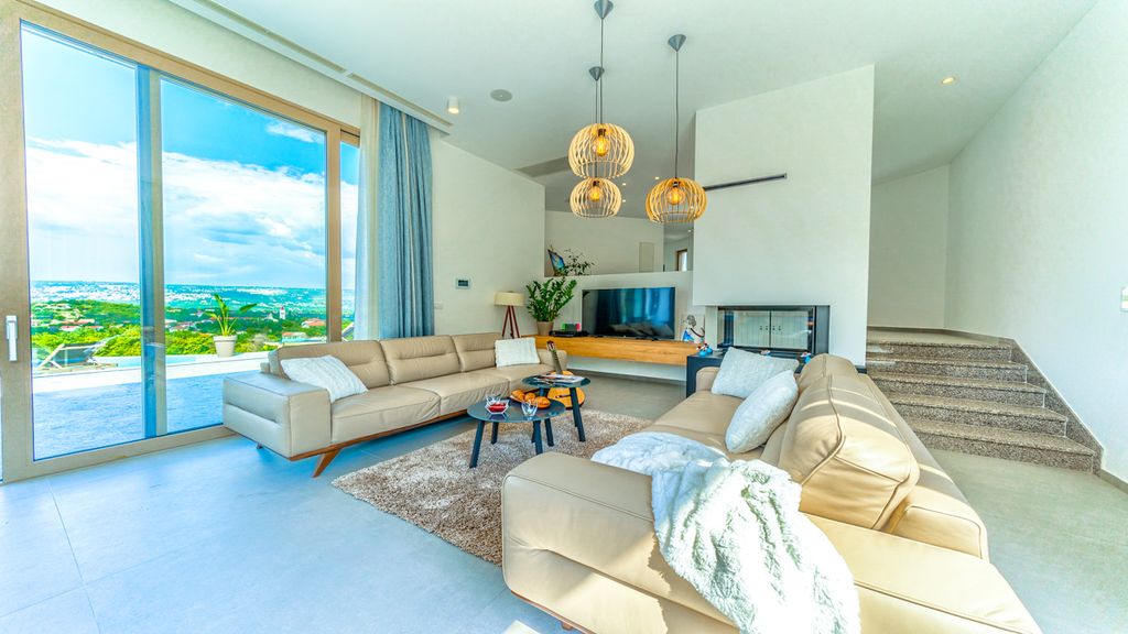 Villa Lilian Dalmatia Coast Olivers Travels 3