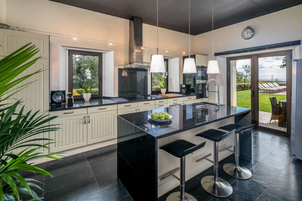 Villa Zambujal Algarve Olivers Travels 5