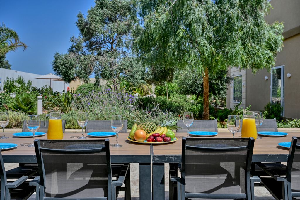 Villa Gozo Garden Malta Olivers Travels2