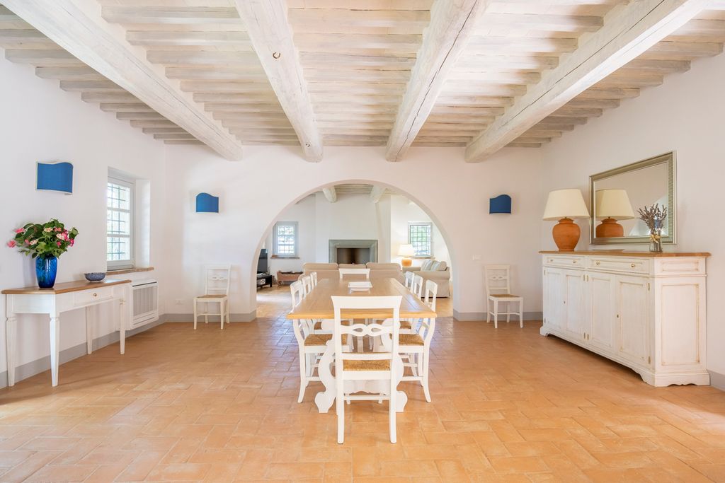 Fonte Igea Tuscany Olivers Travels 5