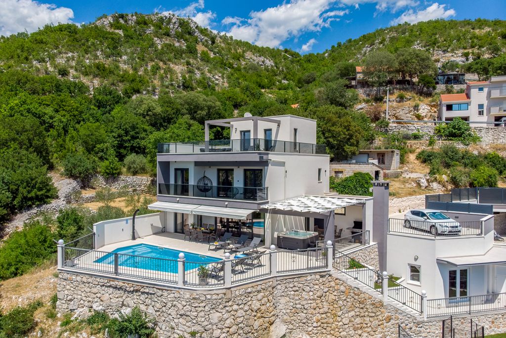 Villa Nyura Dalmatia Olivers Travels 1