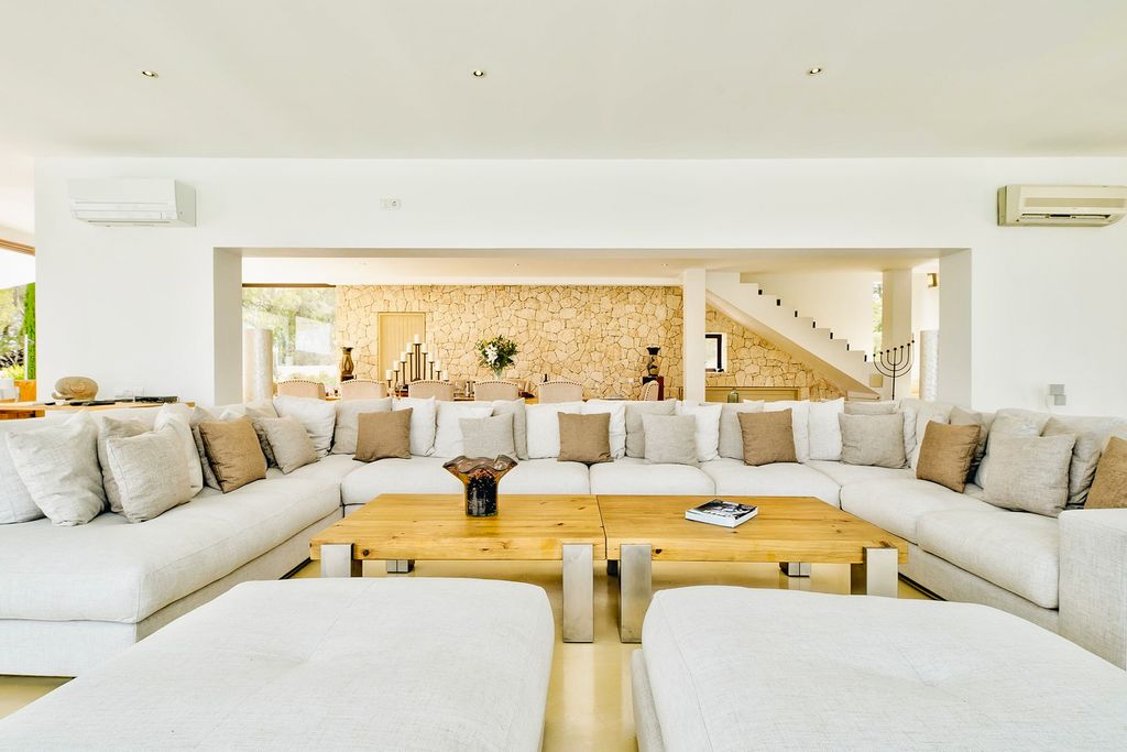 Fita Ibiza Ibiza Olivers Travels 03