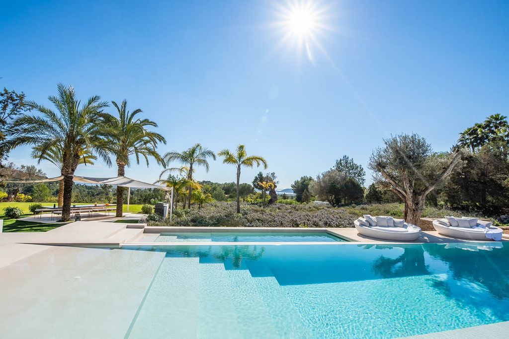 Cas Colls Ibiza Spain OliversTravels 3
