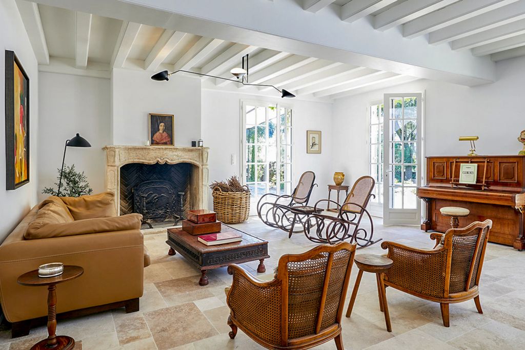 La Vue Des Remparts Aquitaine France Olivers Travels 3