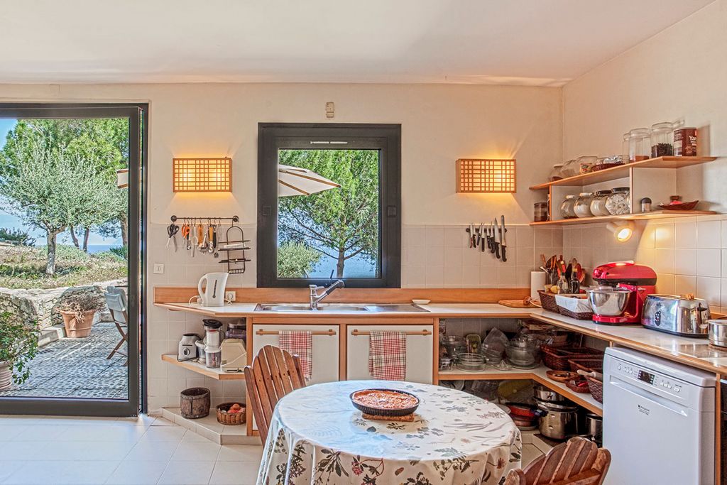 Villa Contemporaine Corsica Olivers Travels 5