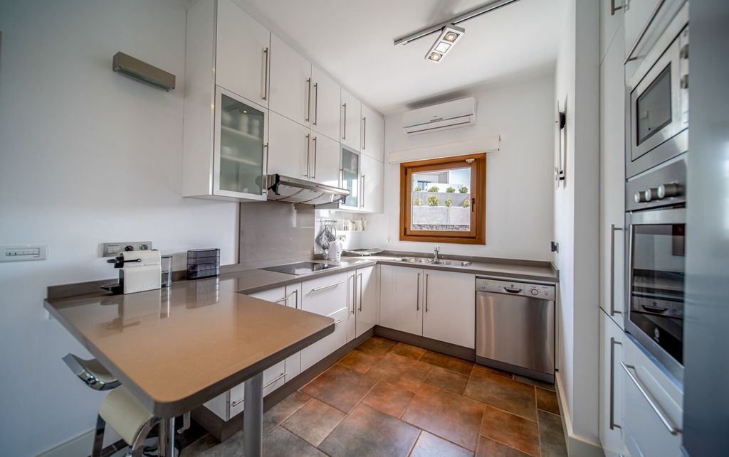 Lanzarote Blasco Lanzarote Olivers Travels 1 5