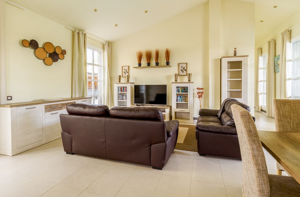 Lanzarote Seduttori Lanzarote Olivers Travels 1 2