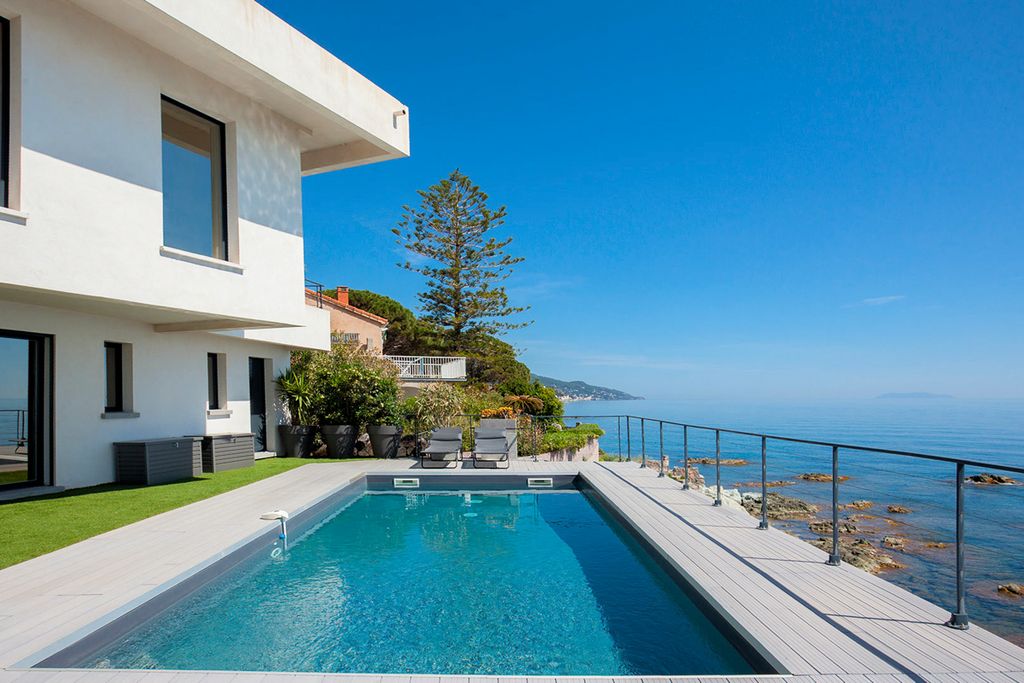 Villa Sur La Cote Corsica Olivers Travels 5