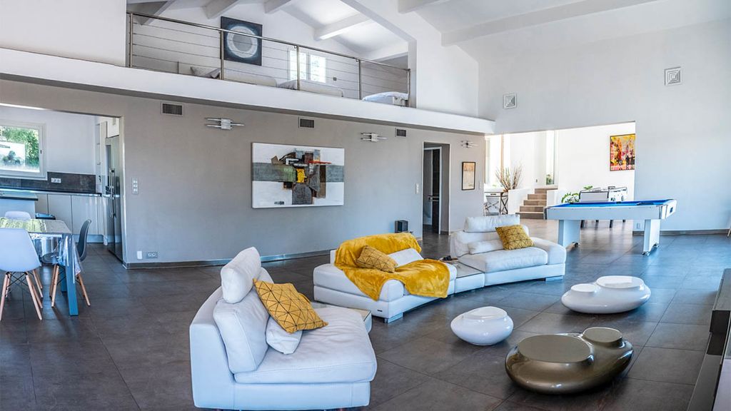 Casa Castera Corsica France Olivers Travels 2