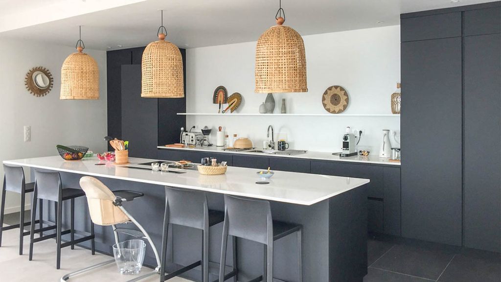 Villa Poinsettia Corsica France Olivers Travels 5