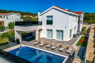 Villa Maja Dalmatia Coast Olivers Travels 1