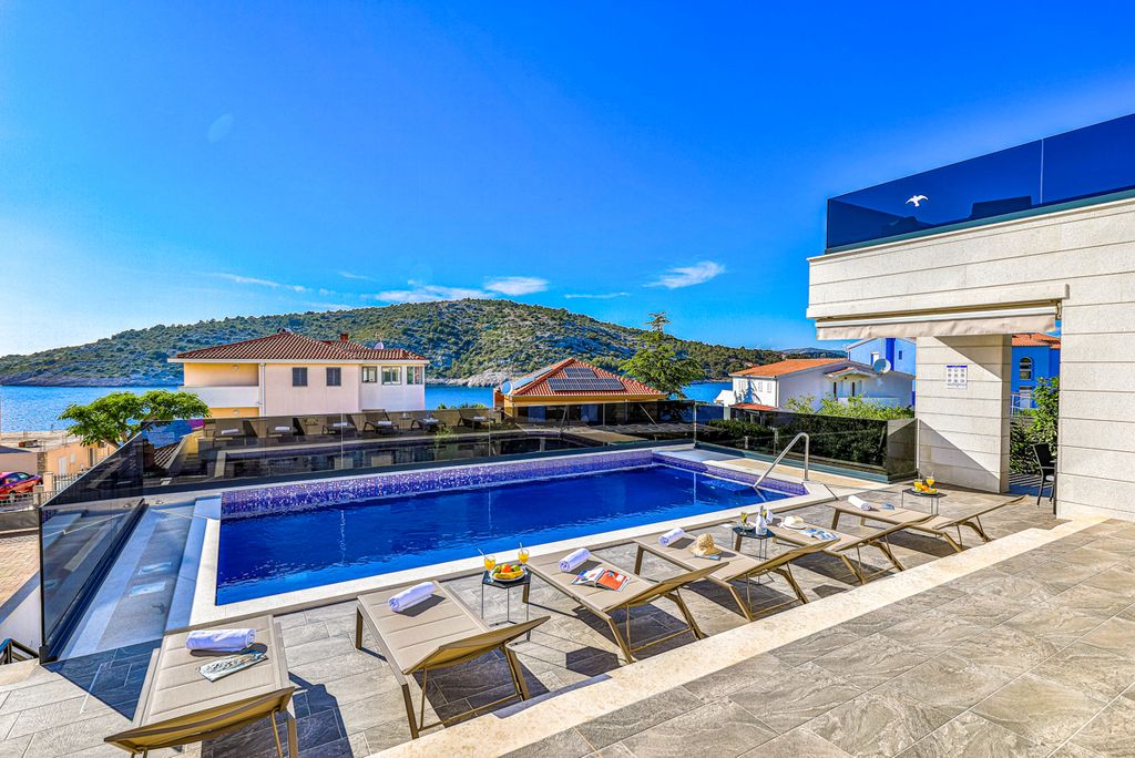 Villa Maja Dalmatia Coast Olivers Travels 2