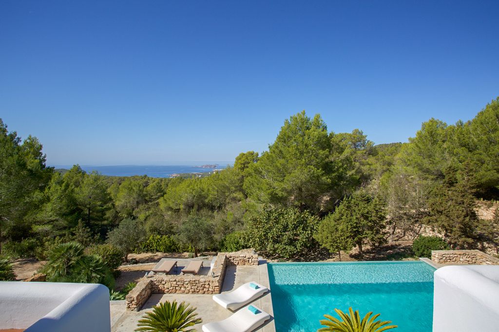 Villa Avenc Ibiza Olivers Travels 2