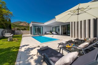 Villa Emilija Dubrovnik Olivers Travels 1