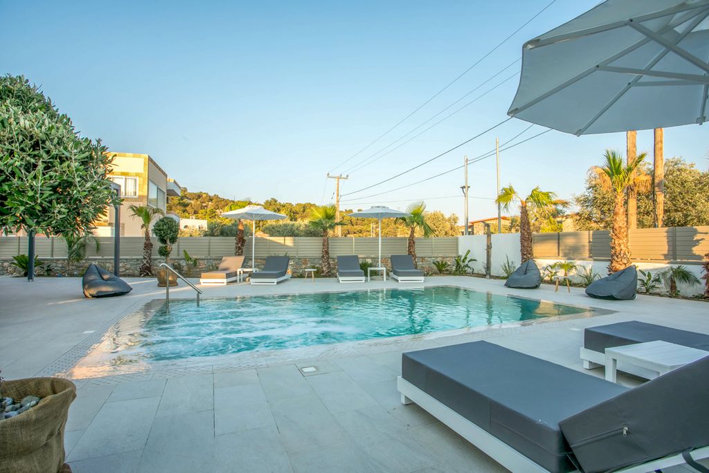 Villa Paralos Rhodes Olivers Travels 5
