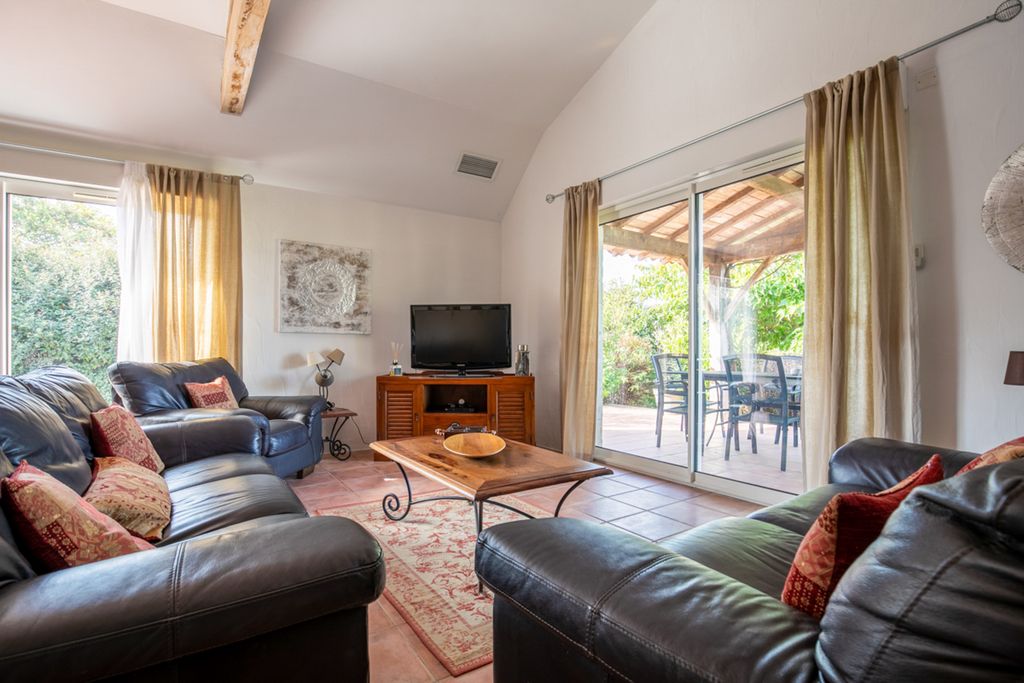 La Ferme Aux Vignes Dordogne Olivers Travel 3