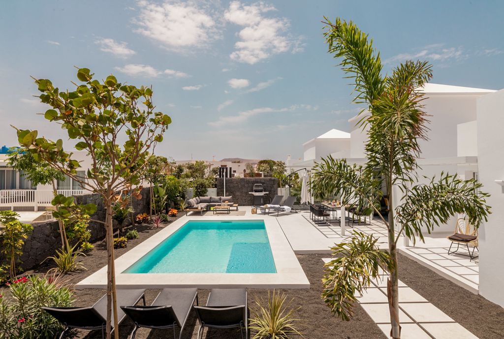 Lanzarote Moon Lanzarote Olivers Travels 2