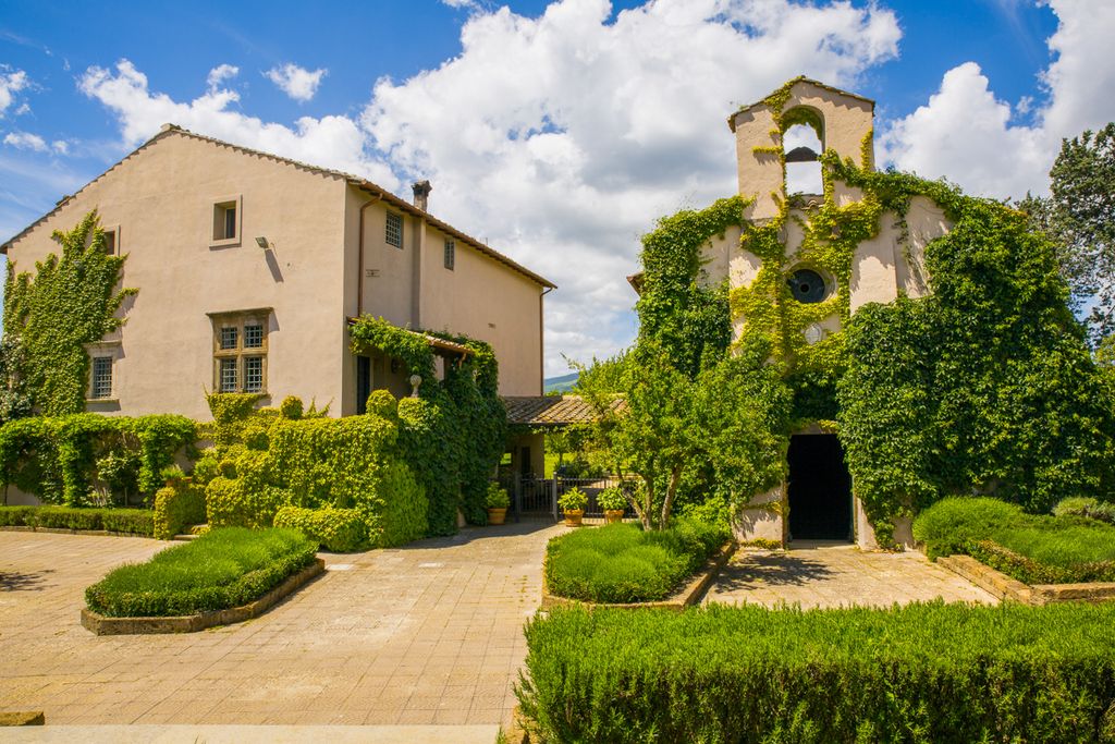 I Cavalieri Lazio Olivers Travels 1