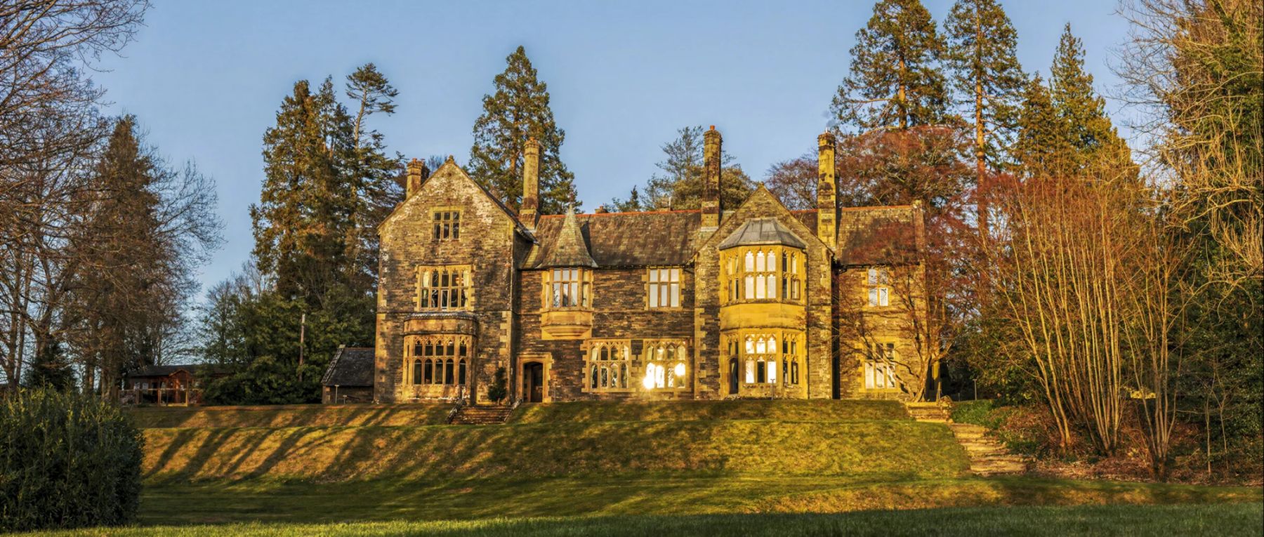 001 windermere gothic mansion england olivers travels desktop center