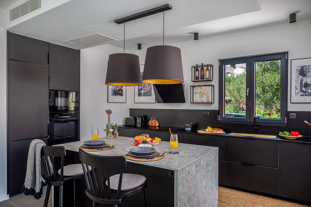 Villa Adrianna Dalmatia Coast Olivers Travels 5