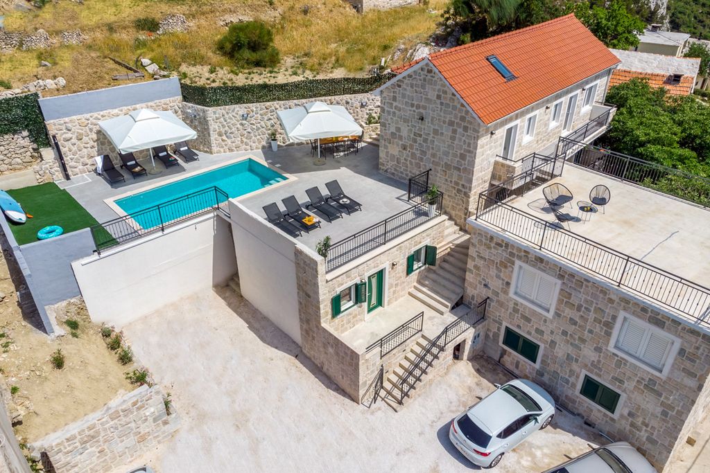 Villa Milana Dalmatia Coast Olivers Travels 1