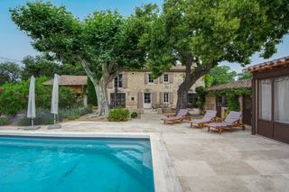 Maison Sylvie Provence OliverTravels 1