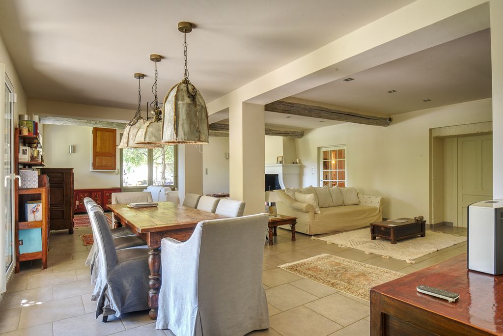 Maison Armantine Provence Olivers Travels 4 01