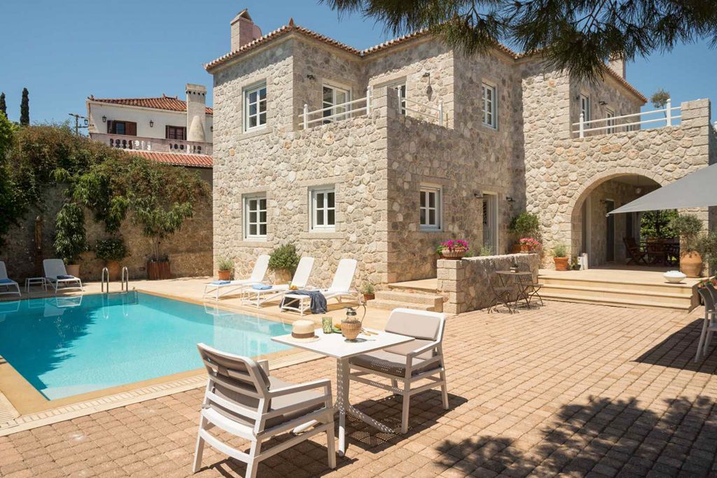 Villa Spetses Peloponnese Olivers Travels 1