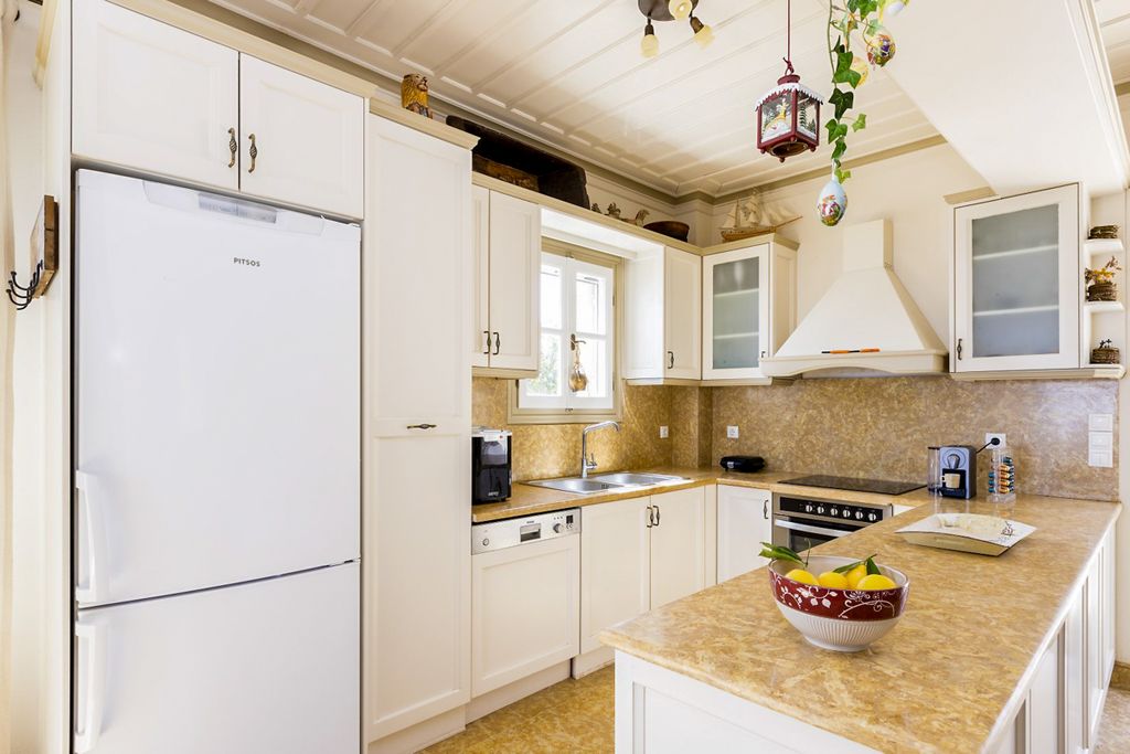 Villa Kouzounos Peloponnese Olivers Travels 5