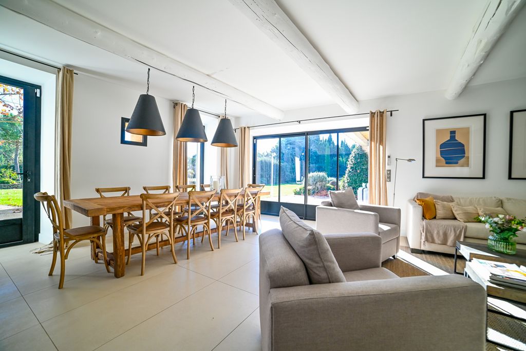 La Ferme De Pierre Provence OliversTravels 4