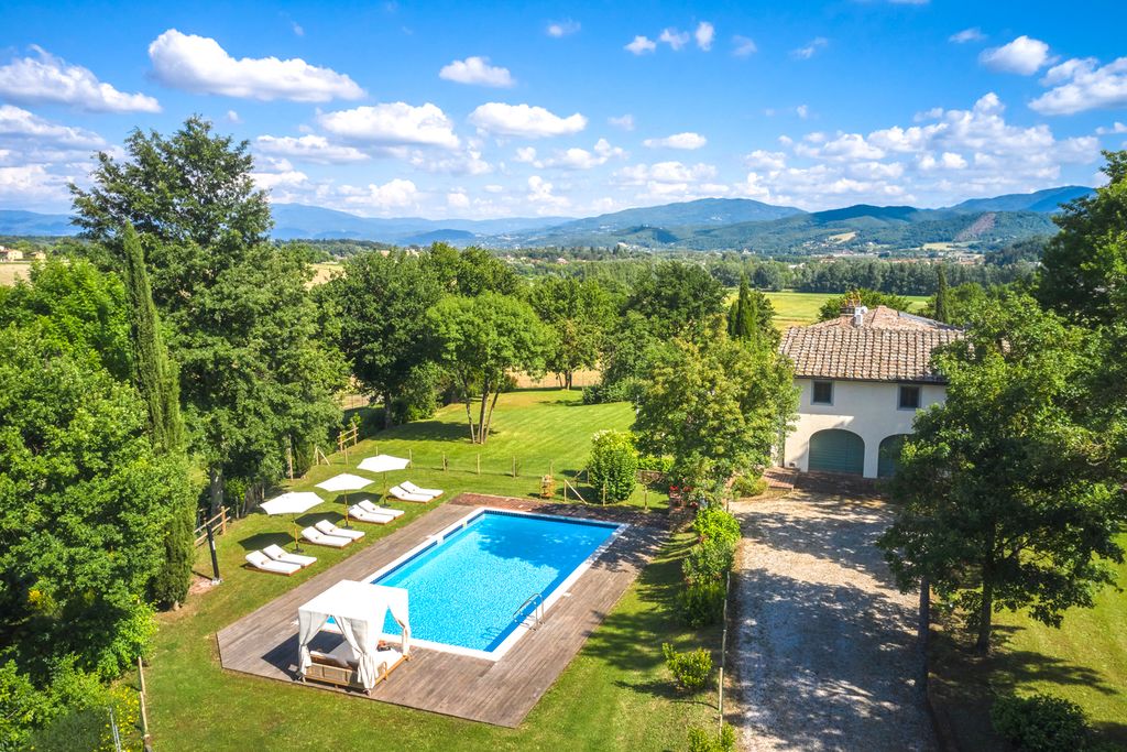 Bosco Ai Frati Tuscany Olivers Travels 01