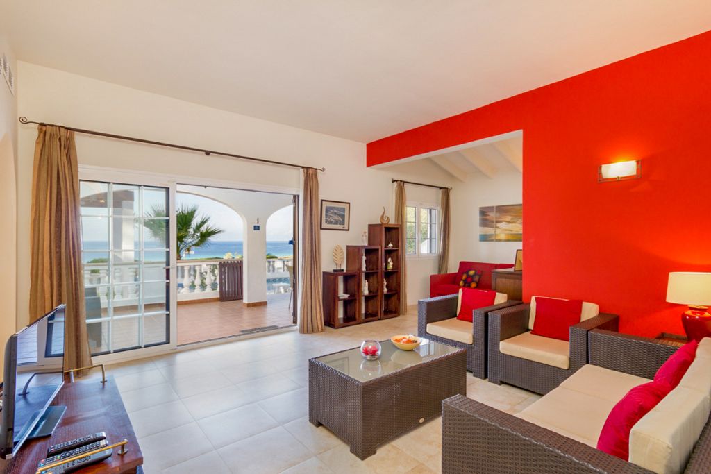 Villa Bonita Menorca Olivers Travels 3