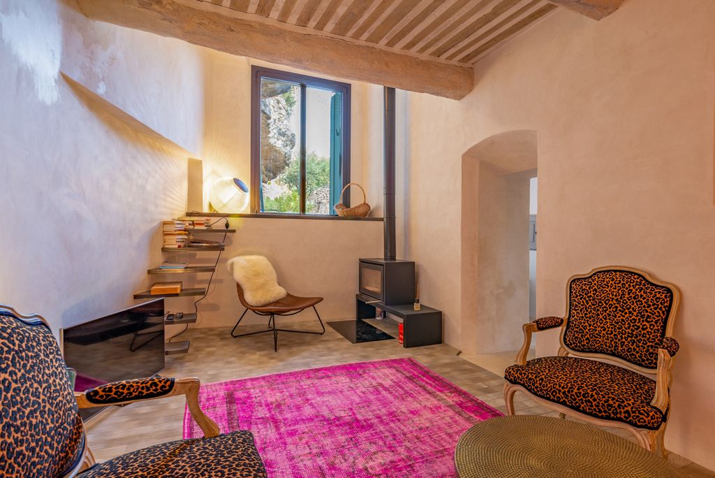 Les Rochers Gris Provence Olivers Travels 3