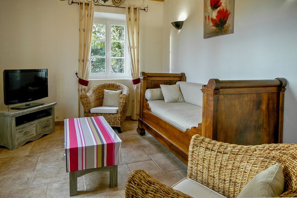 Villa Novelli Provence Olivers Travels 3