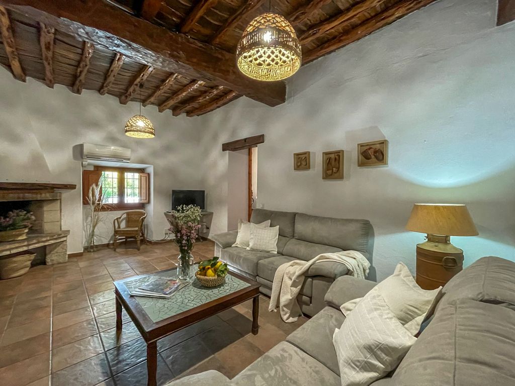 Cas Corp Ibiza Olivers Travels 3