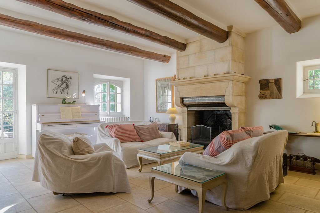 Maison Myrtille Provence Olivers Travels 3
